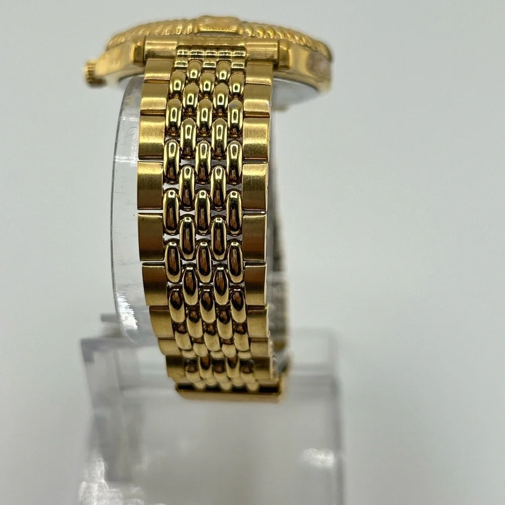 Bulova Gold Quartz water resistant Watch #570